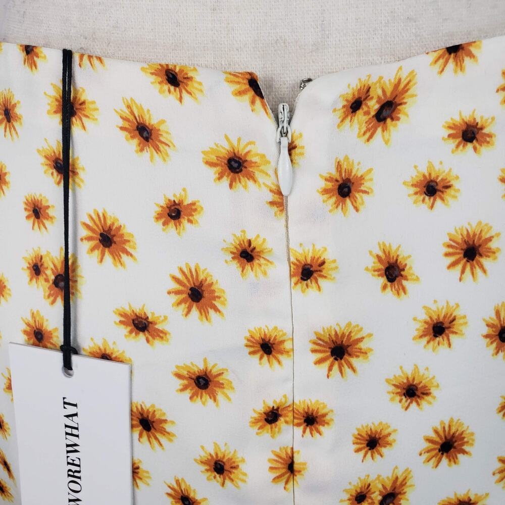 NWT WeWoreWhat 90s Style Yellow Ditsy Daisies Floral Mini Satin Slip Skirt M - Picture 7 of 14